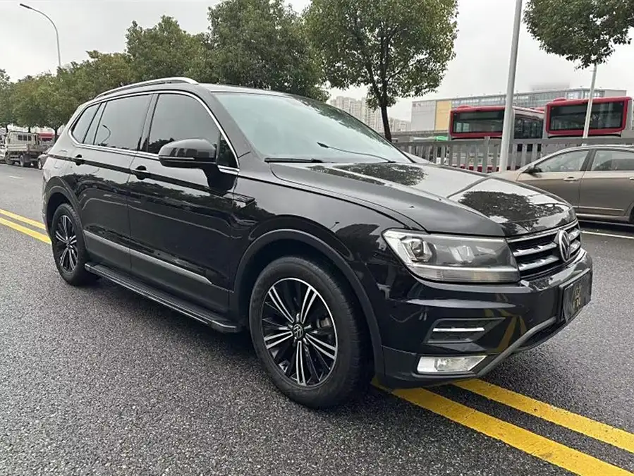 Volkswagen Tiguan L