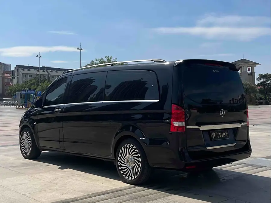 Mercedes Benz Vito