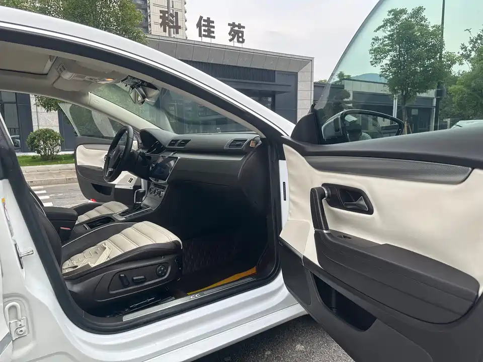 Volkswagen CC Volkswagen CC