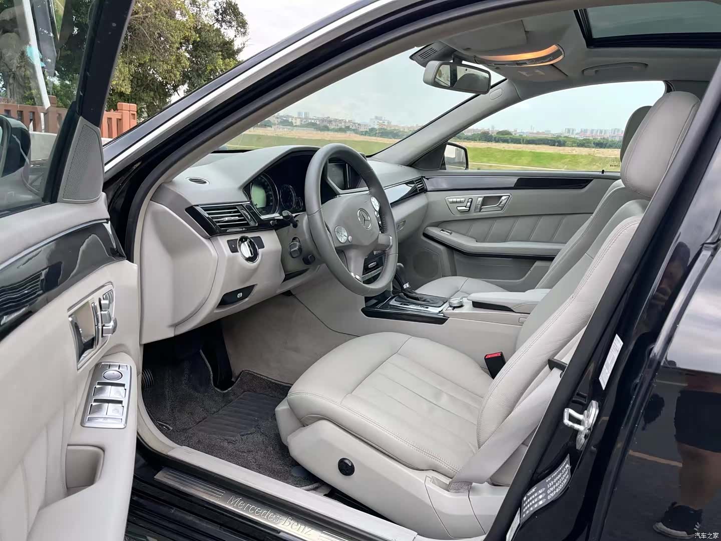 Mercedes-Benz E-Class, 2010 9