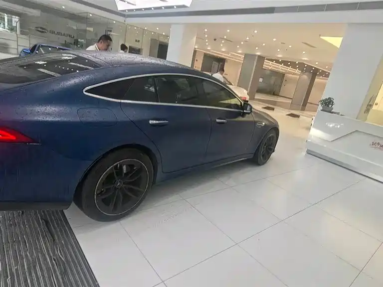 Mercedes-Benz AMG GT Mercedes-Benz AMG GT
