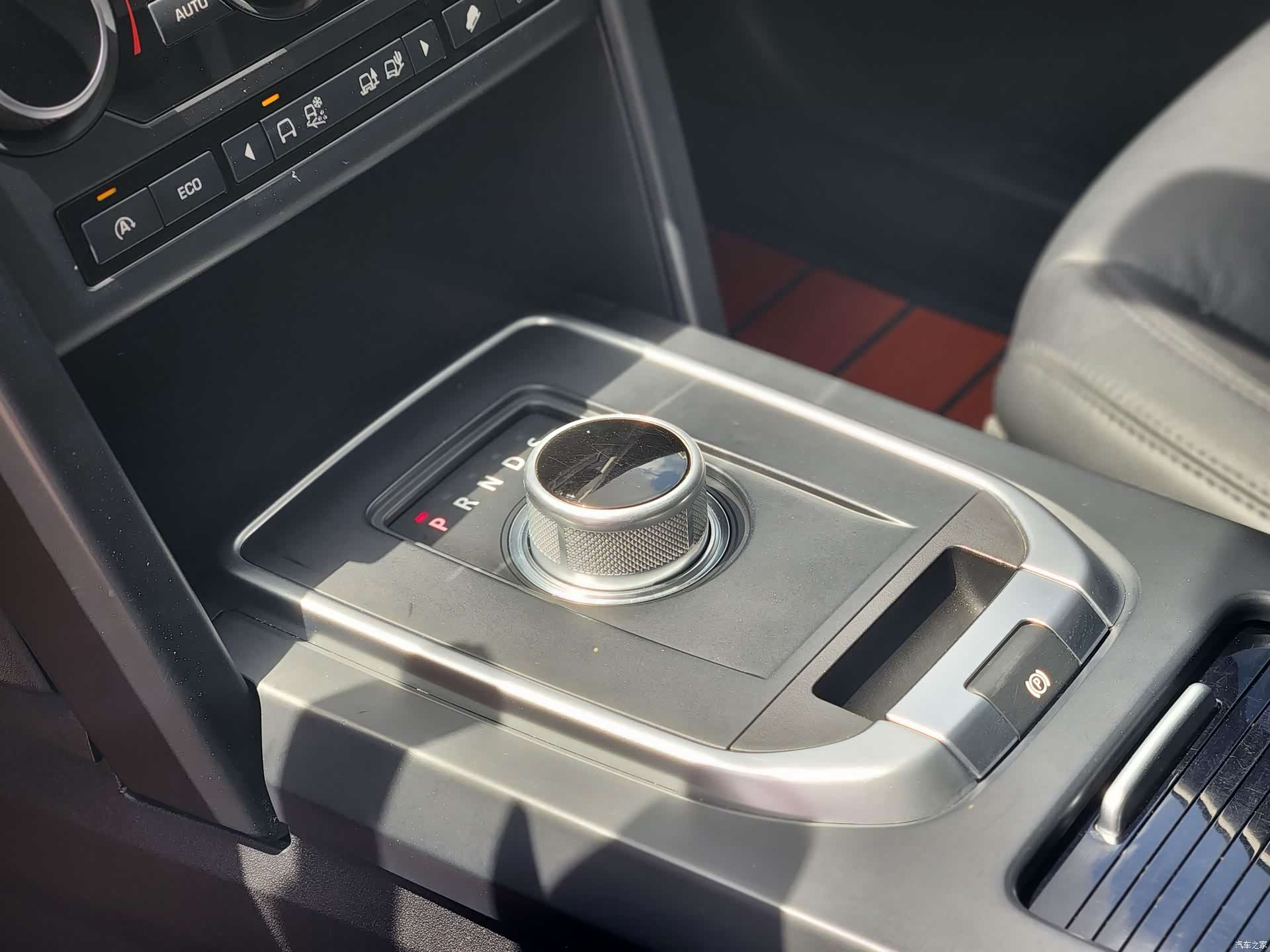 Land Rover Discovery, 2016 16