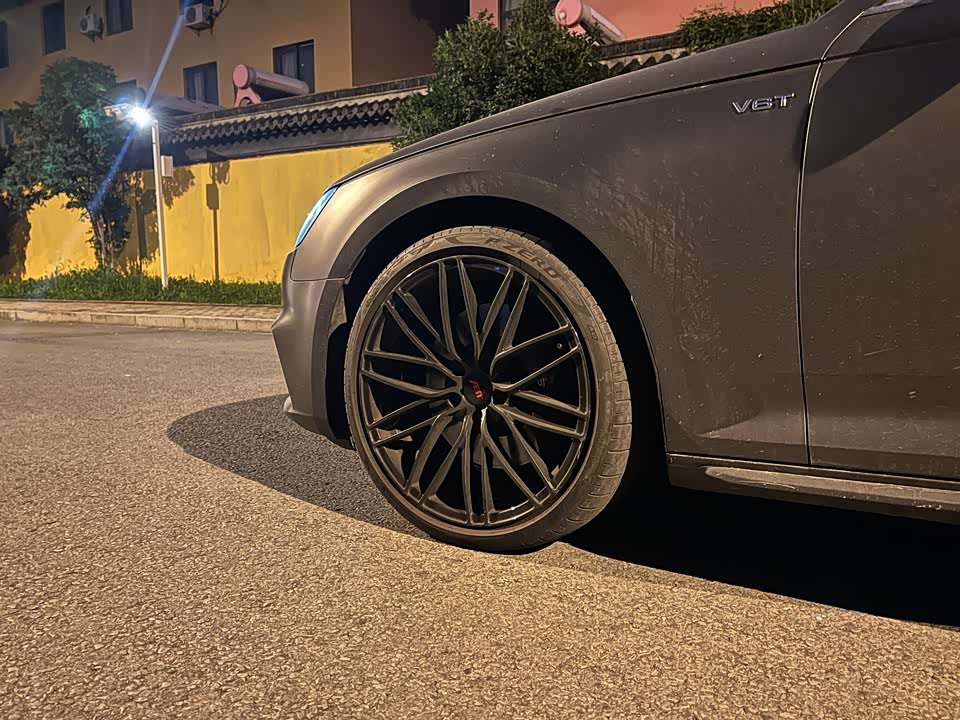 Audi S4 Audi S4