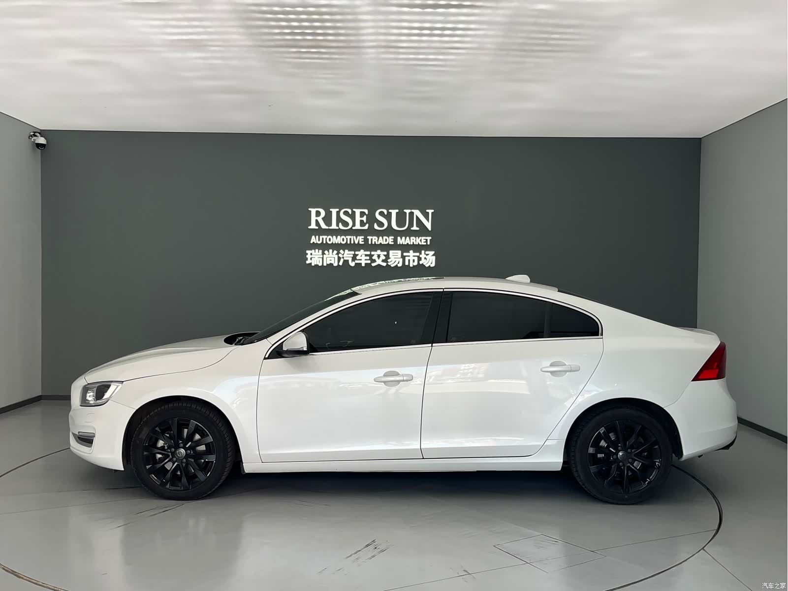 Volvo S60, 2019 4