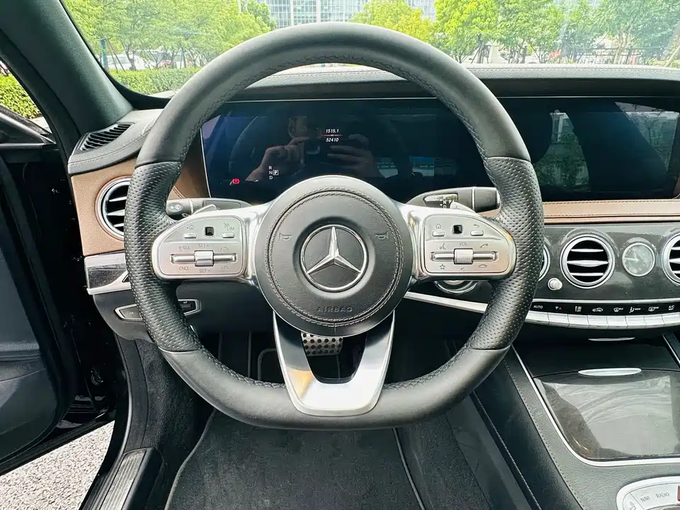 Mercedes-Benz S-class Mercedes-Benz S-class