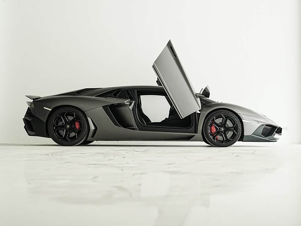 Lamborghini Aventador