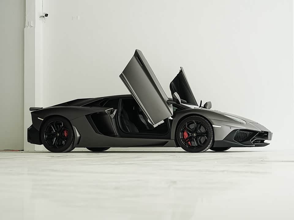 Lamborghini Aventador