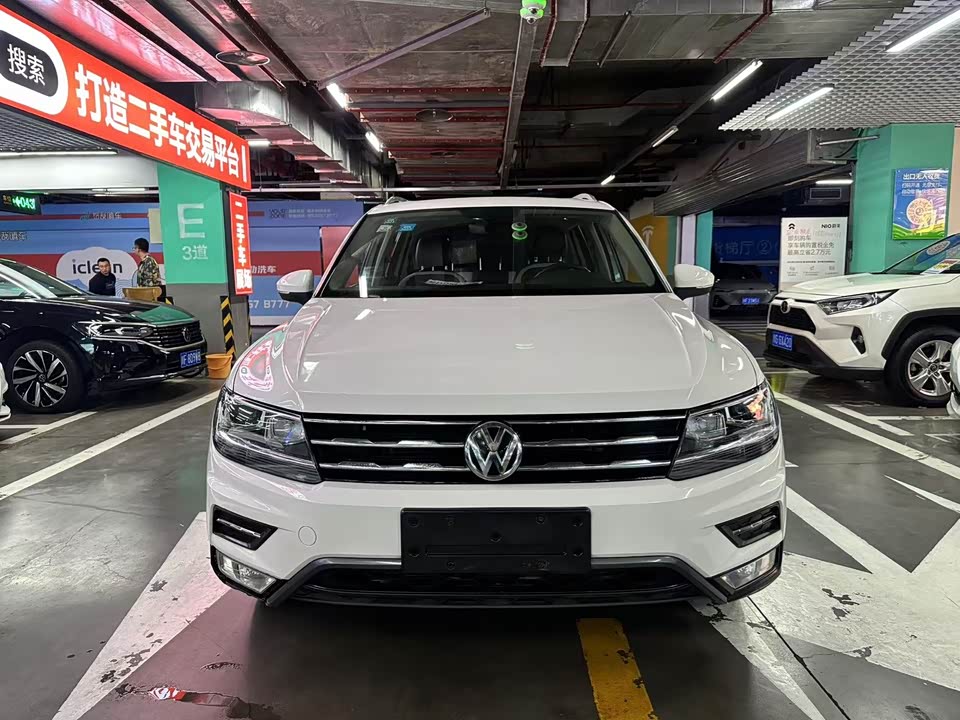 Volkswagen Tiguan L
