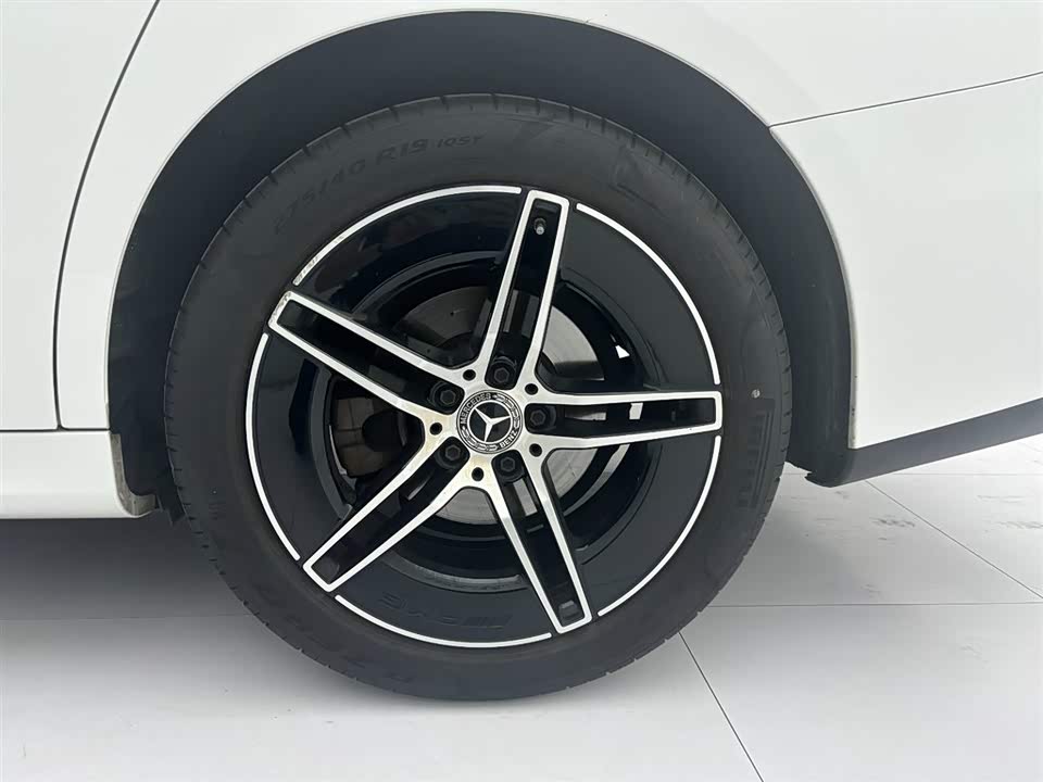 Mercedes-Benz E-class Mercedes-Benz E-class