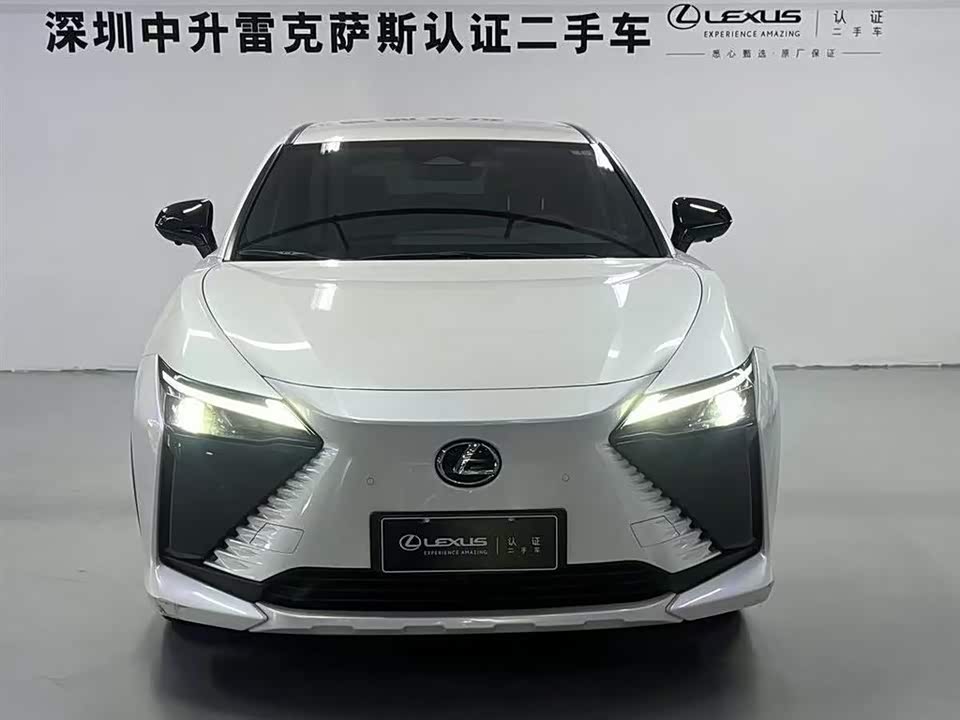 Lexus RZ