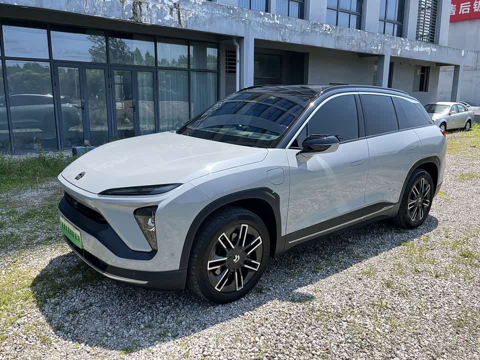 NIO ES6