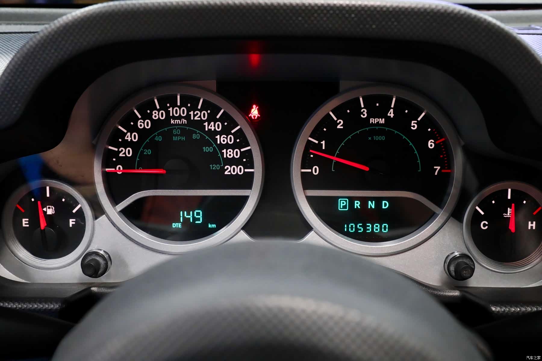 Jeep Wrangler, 2010 12