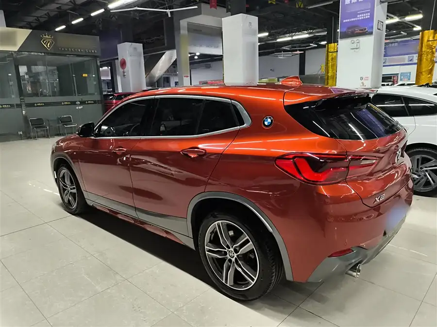 BMW X2