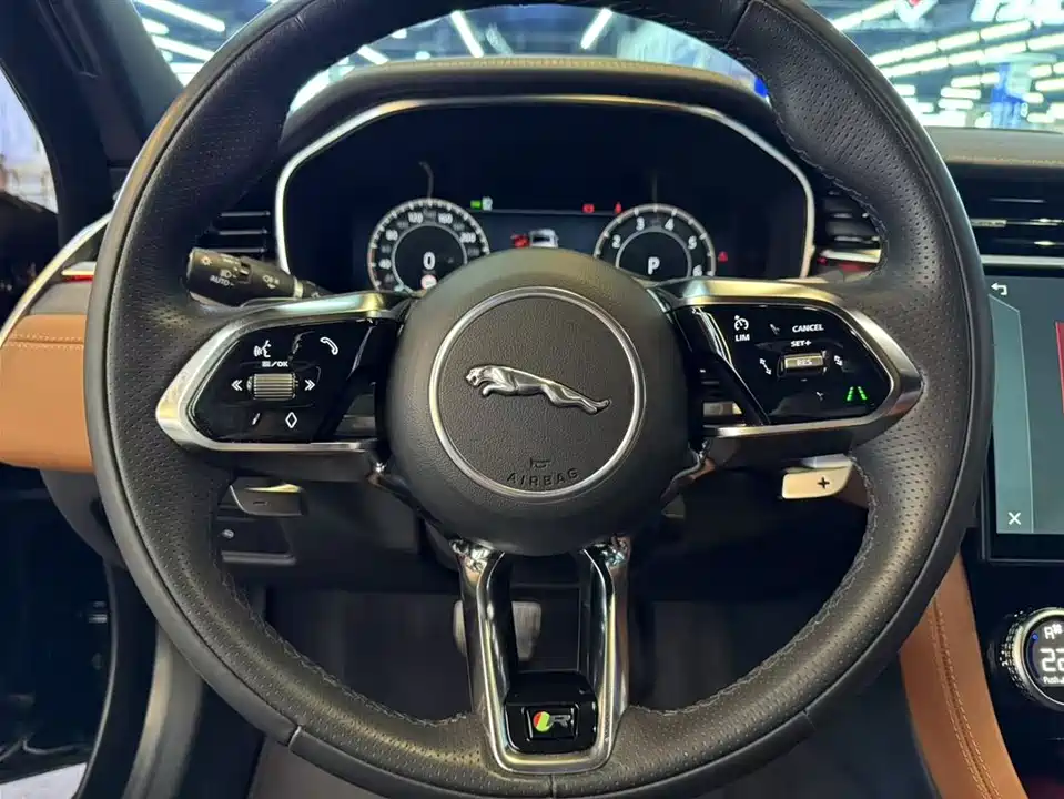 Jaguar XFL Jaguar XFL