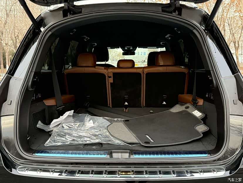 Mercedes-Benz GLS, 2025 18