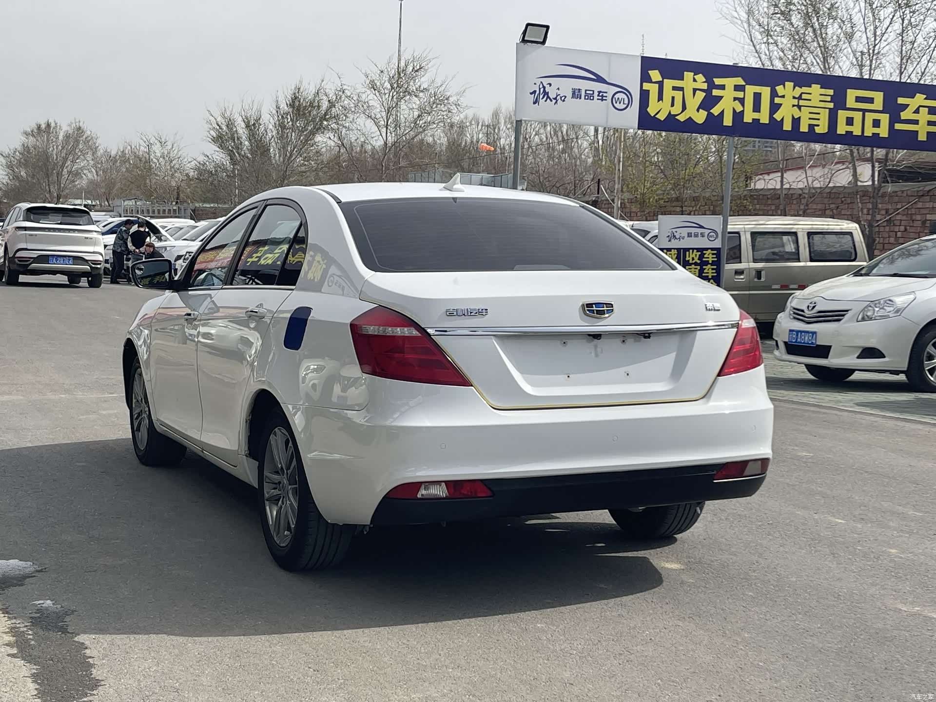 Geely Emgrand, 2017 7