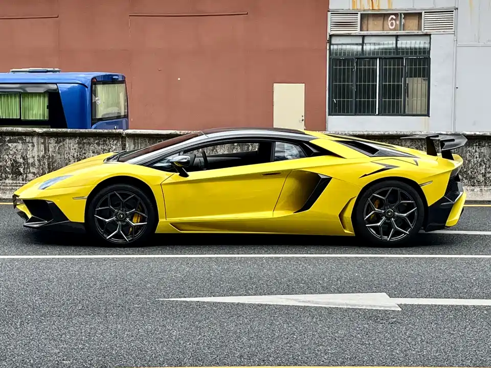 Lamborghini Aventador Lamborghini Aventador