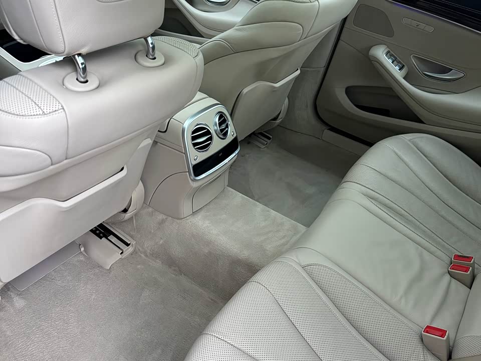 Mercedes-Benz S-class Mercedes-Benz S-class