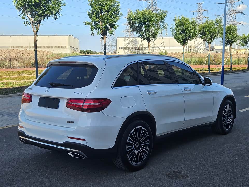Mercedes-Benz GLC Mercedes-Benz GLC