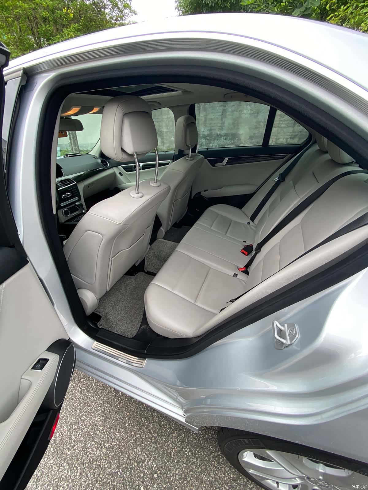 Mercedes-Benz C-Class, 2011 9