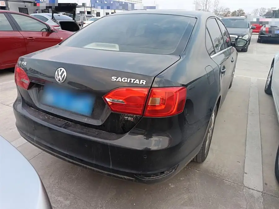 Volkswagen Sagitar