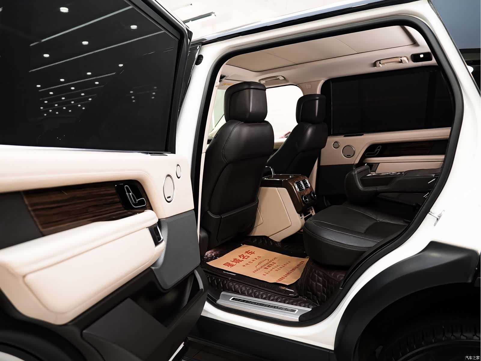 Land Rover Range Rover, 2018 13