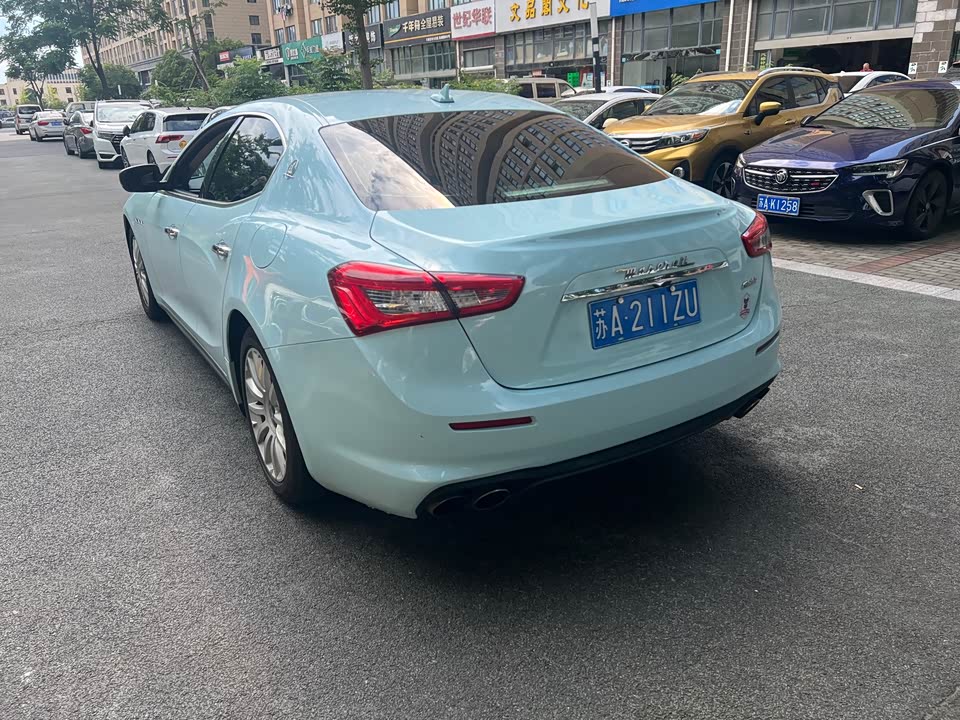 Maserati Ghibli Maserati Ghibli