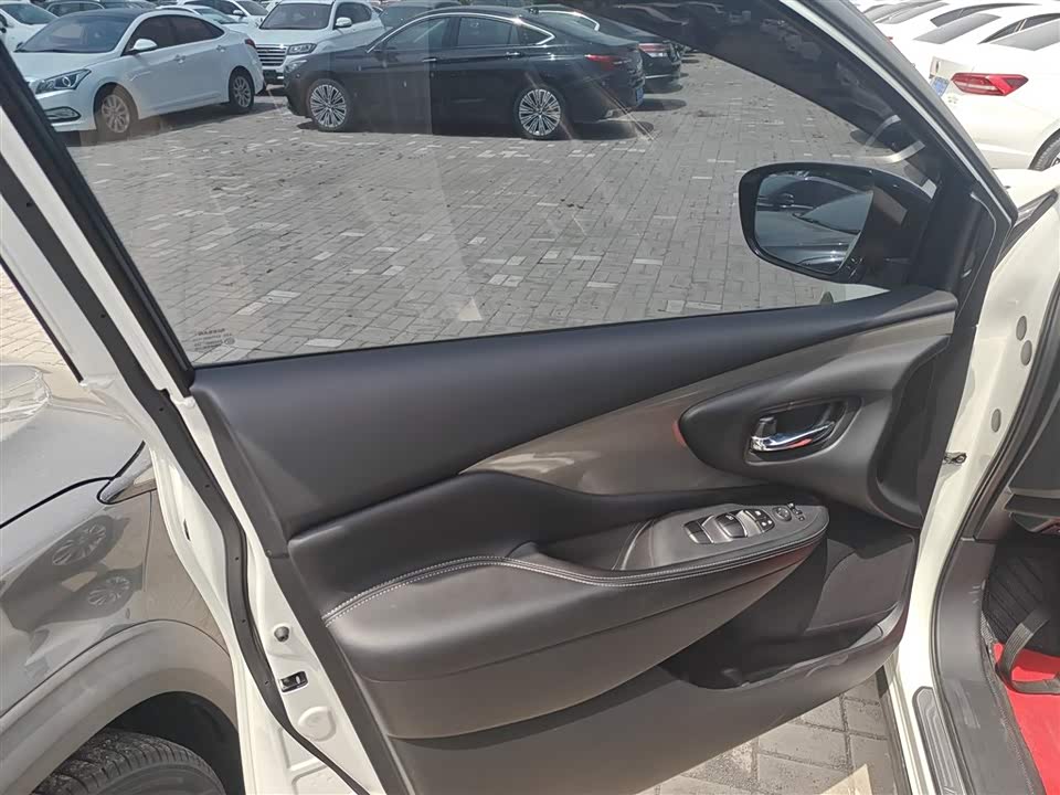 Nissan Loulan Nissan Loulan