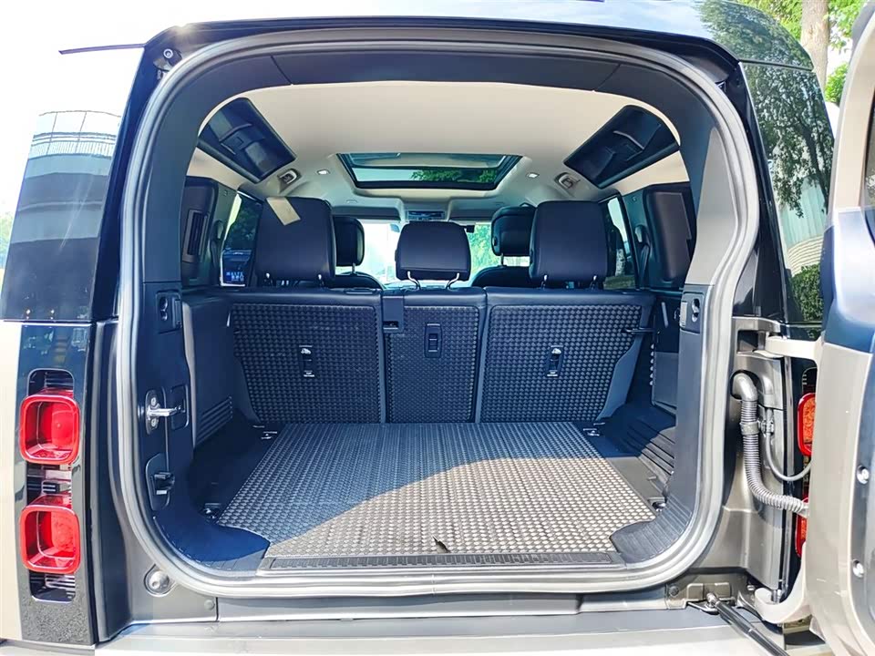 Land Rover guard Land Rover guard