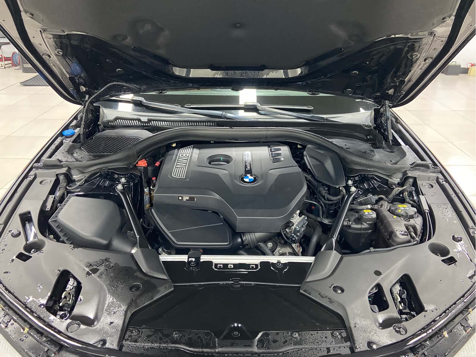 BMW 5 Series, 2017 25