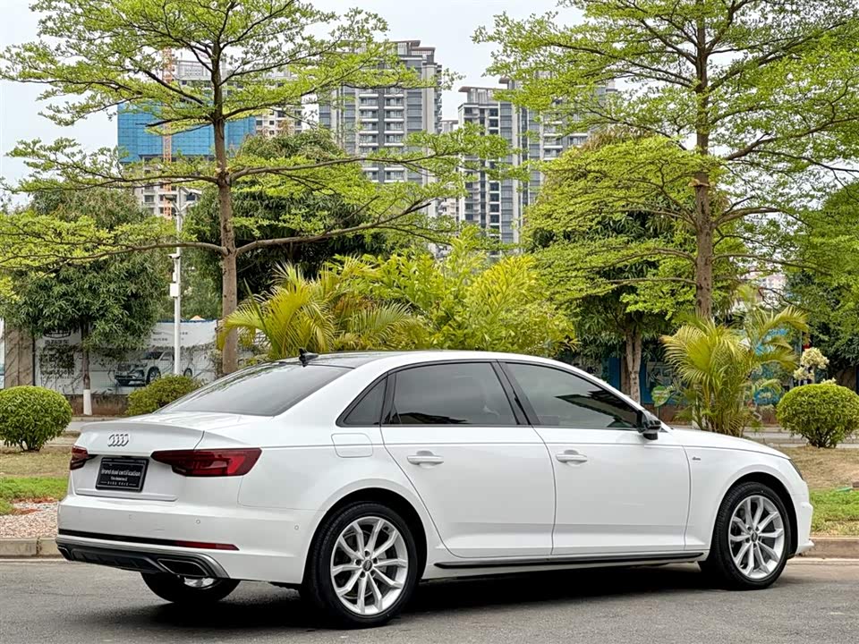 Audi A4L Audi A4L