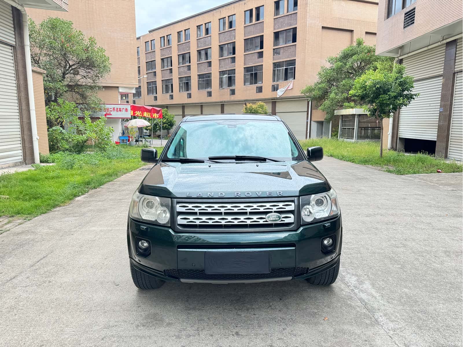 Land Rover i6, 2011 2