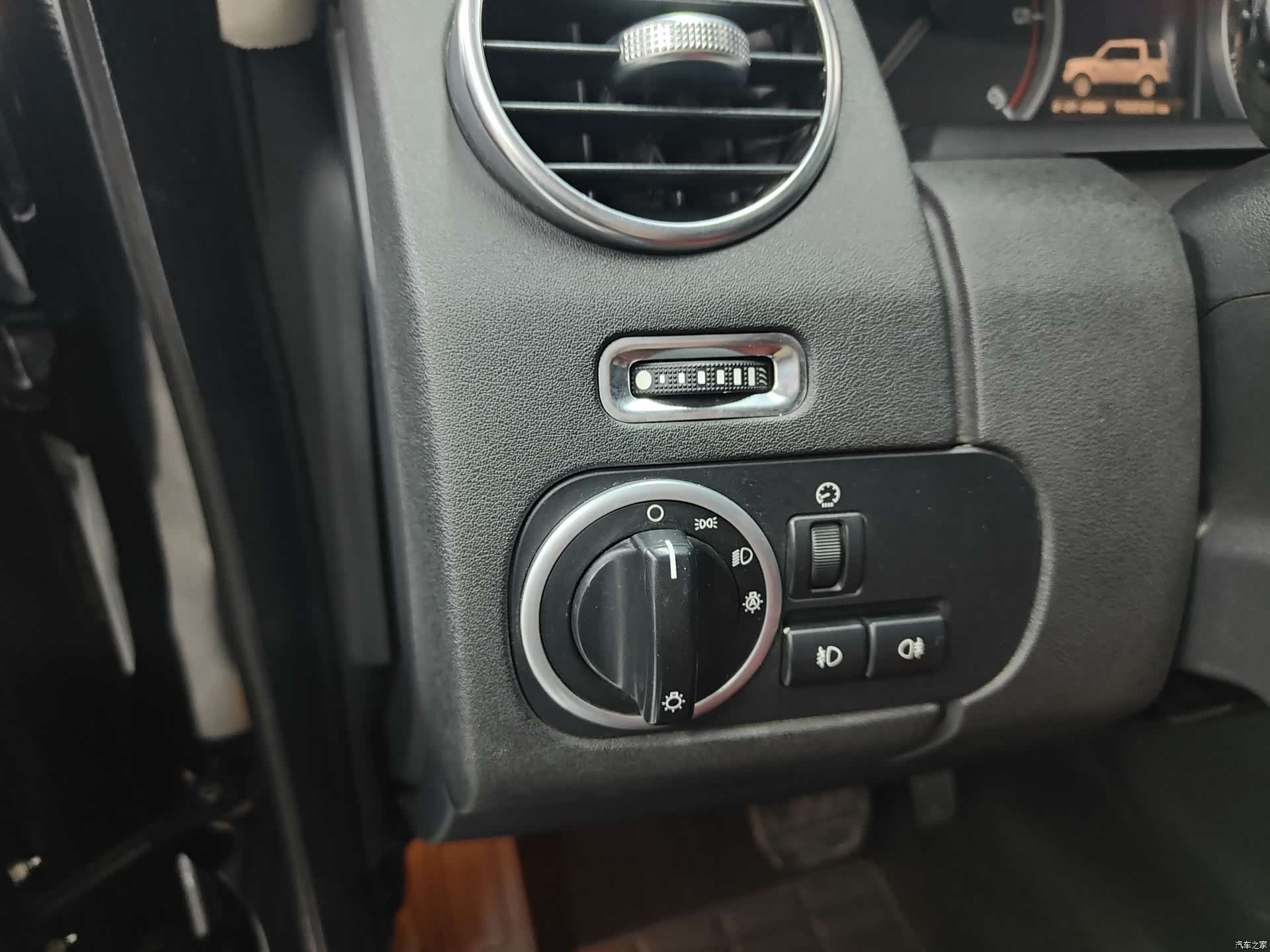 Land Rover Discovery, 2010 8