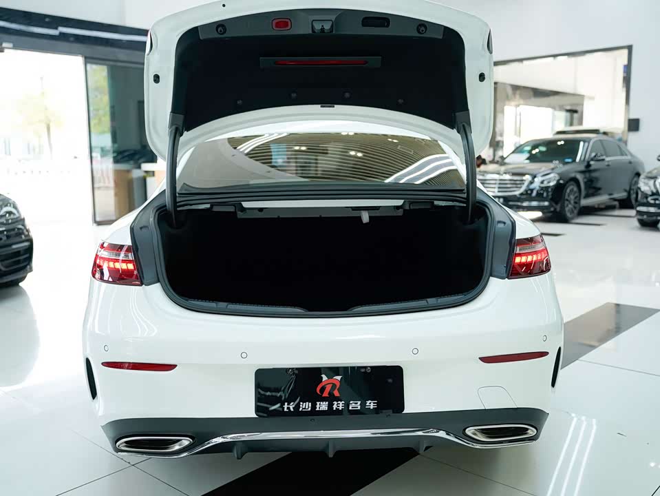 Mercedes-Benz E-class Mercedes-Benz E-class