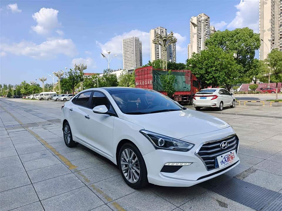 Hyundai Name picture