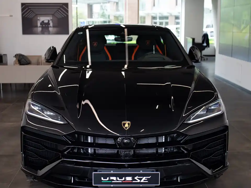 Lamborghini Urus SE