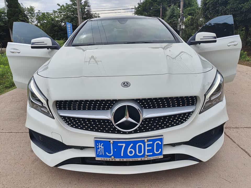 Mercedes-Benz CLA Mercedes-Benz CLA