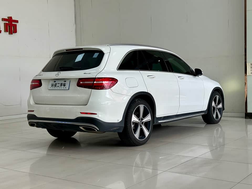 Mercedes-Benz GLC Mercedes-Benz GLC
