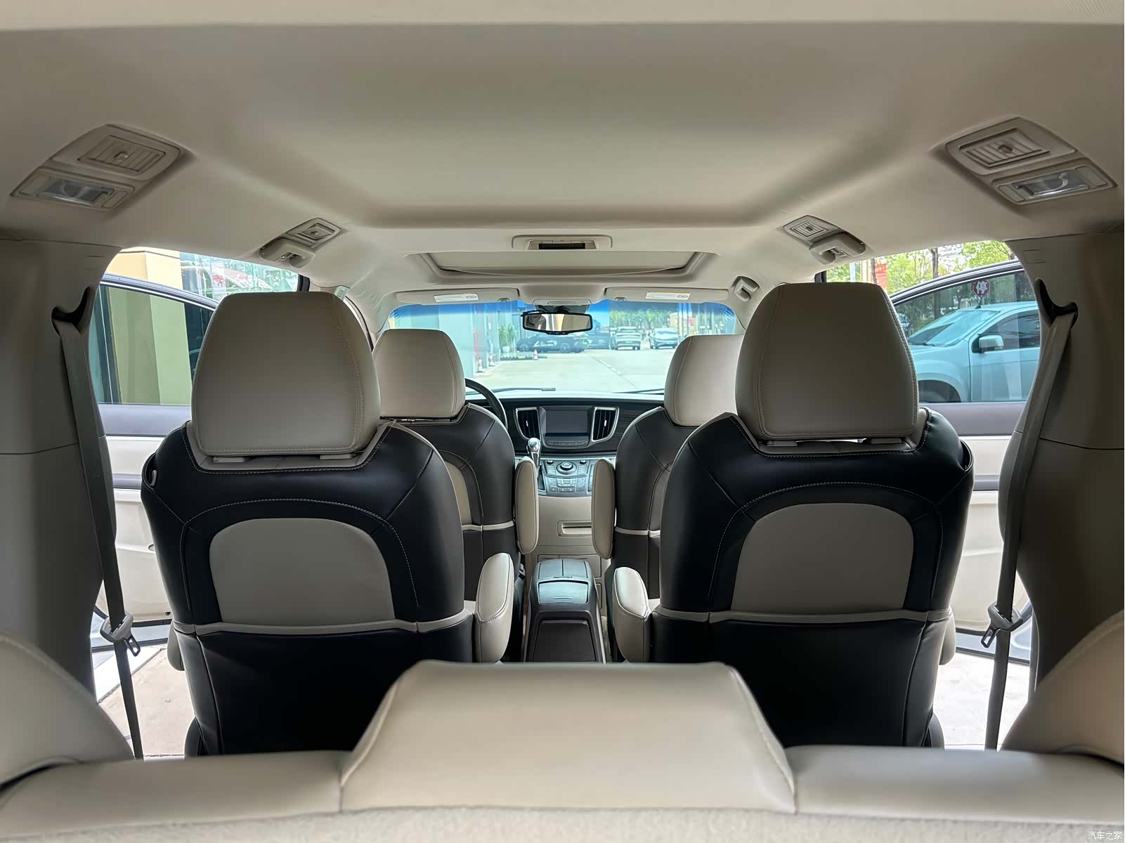 Buick GL8, 2012 15