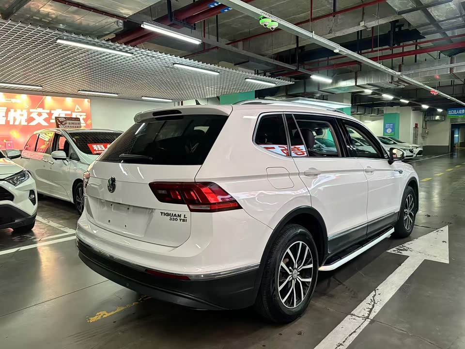 Volkswagen Tiguan L