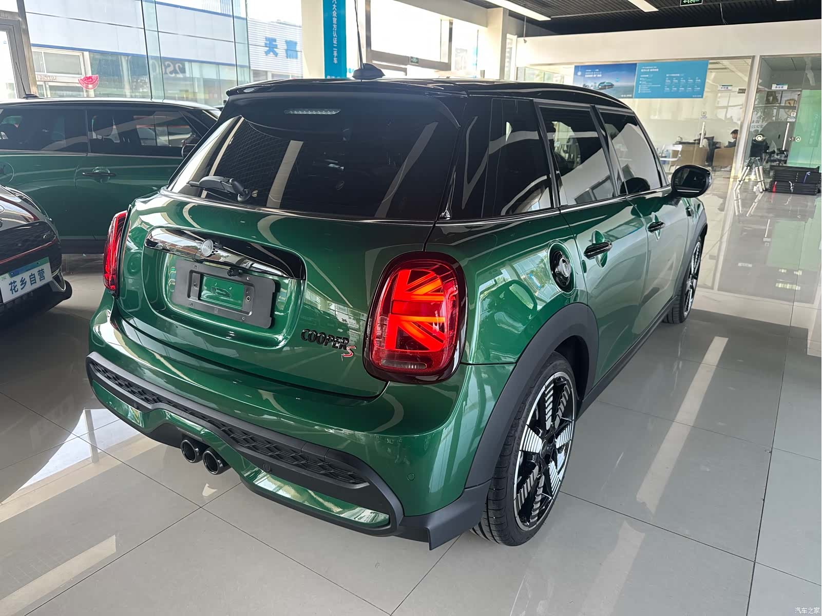 Mini Cooper, 2024 6