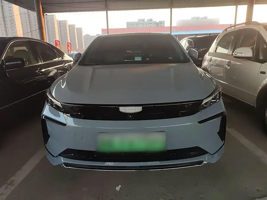 Geely Emgrand L HiP