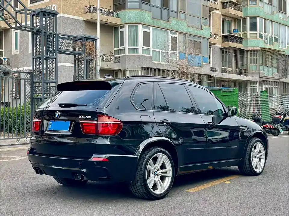 BMW X5 M