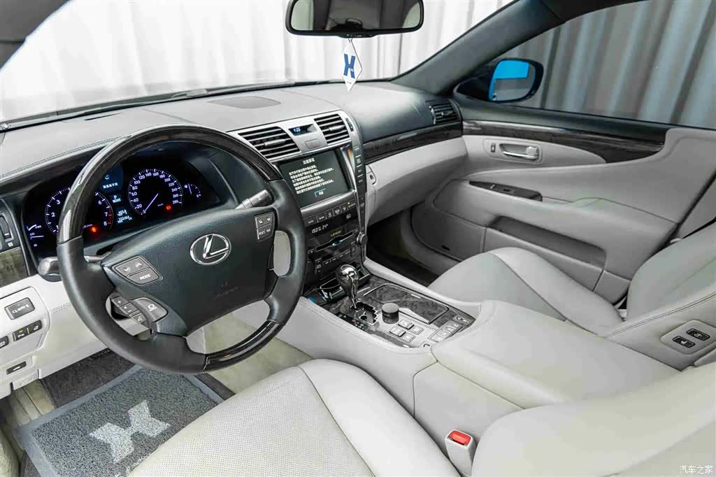 Lexus LS, 2008 12