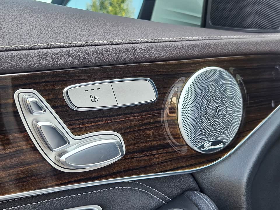 Mercedes-Benz GLC Mercedes-Benz GLC