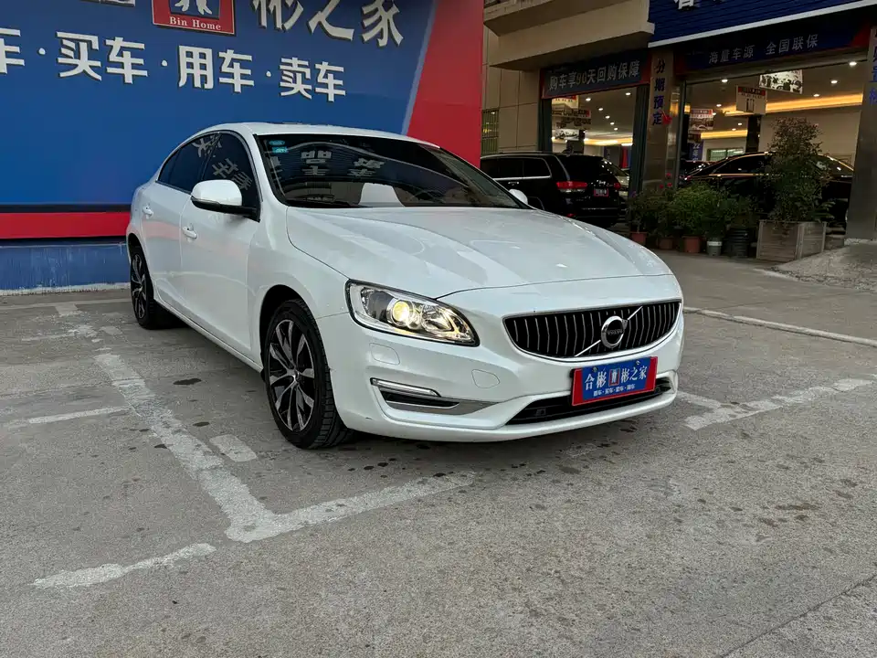 Volvo S60