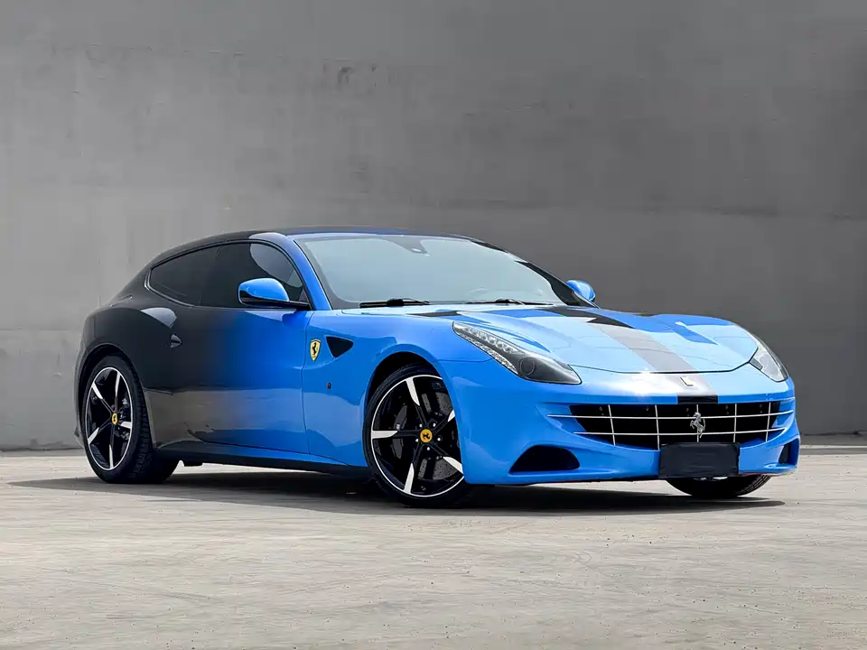 Ferrari FF