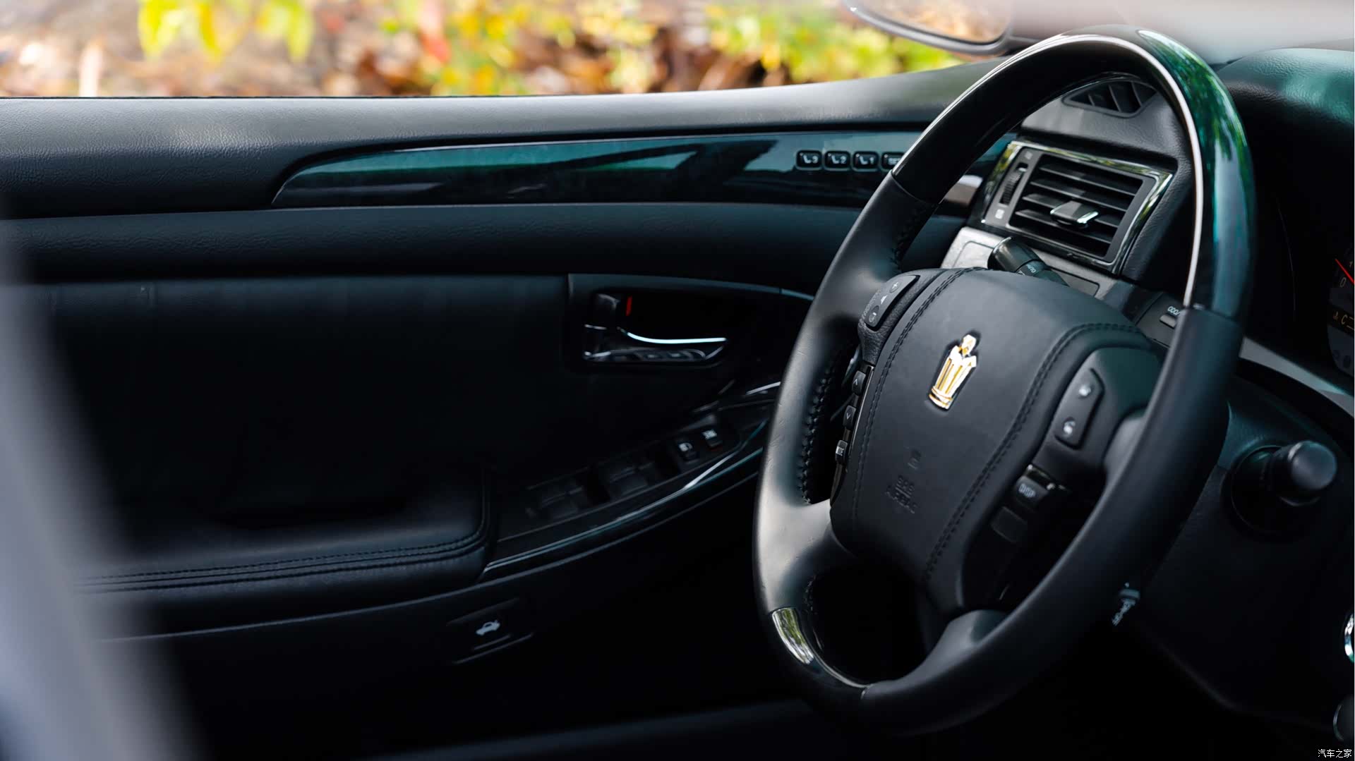 Toyota Crown, 2008 9