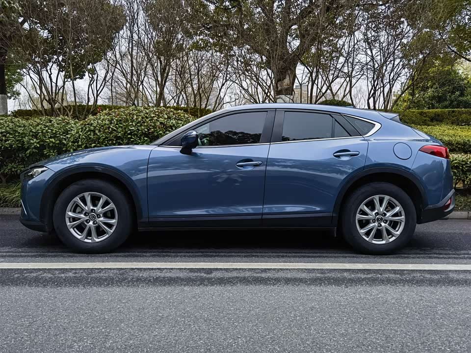 Mazda CX-4