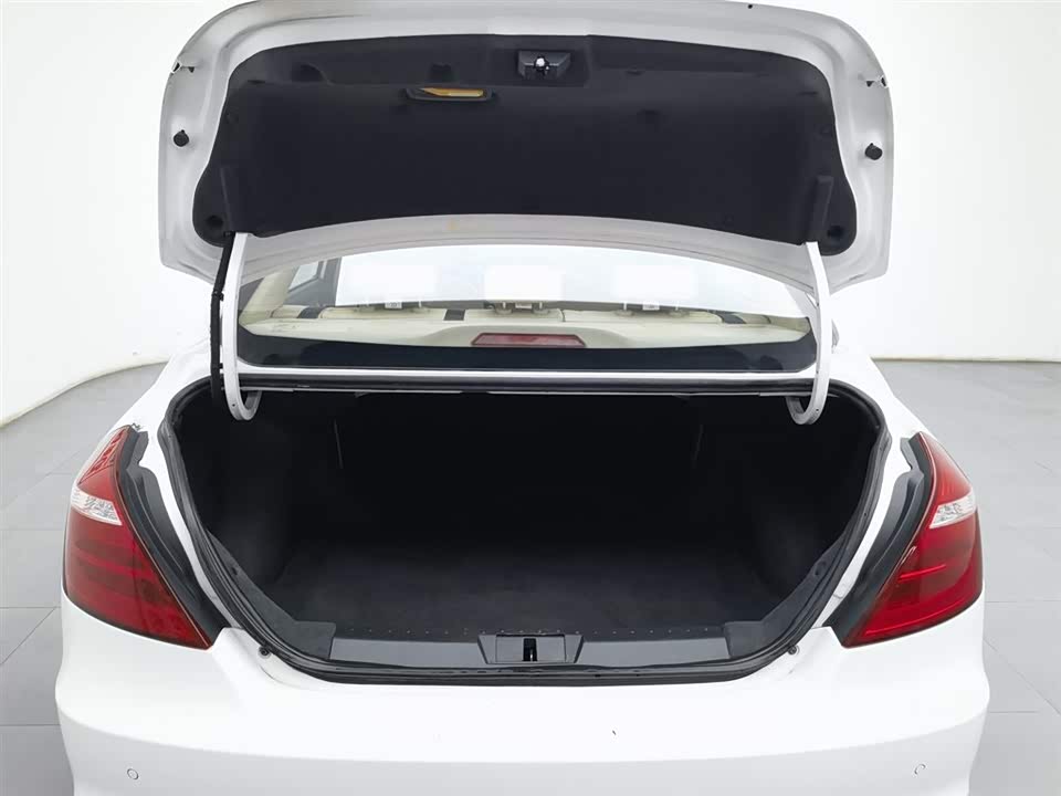 Geely Emgrand Geely Emgrand